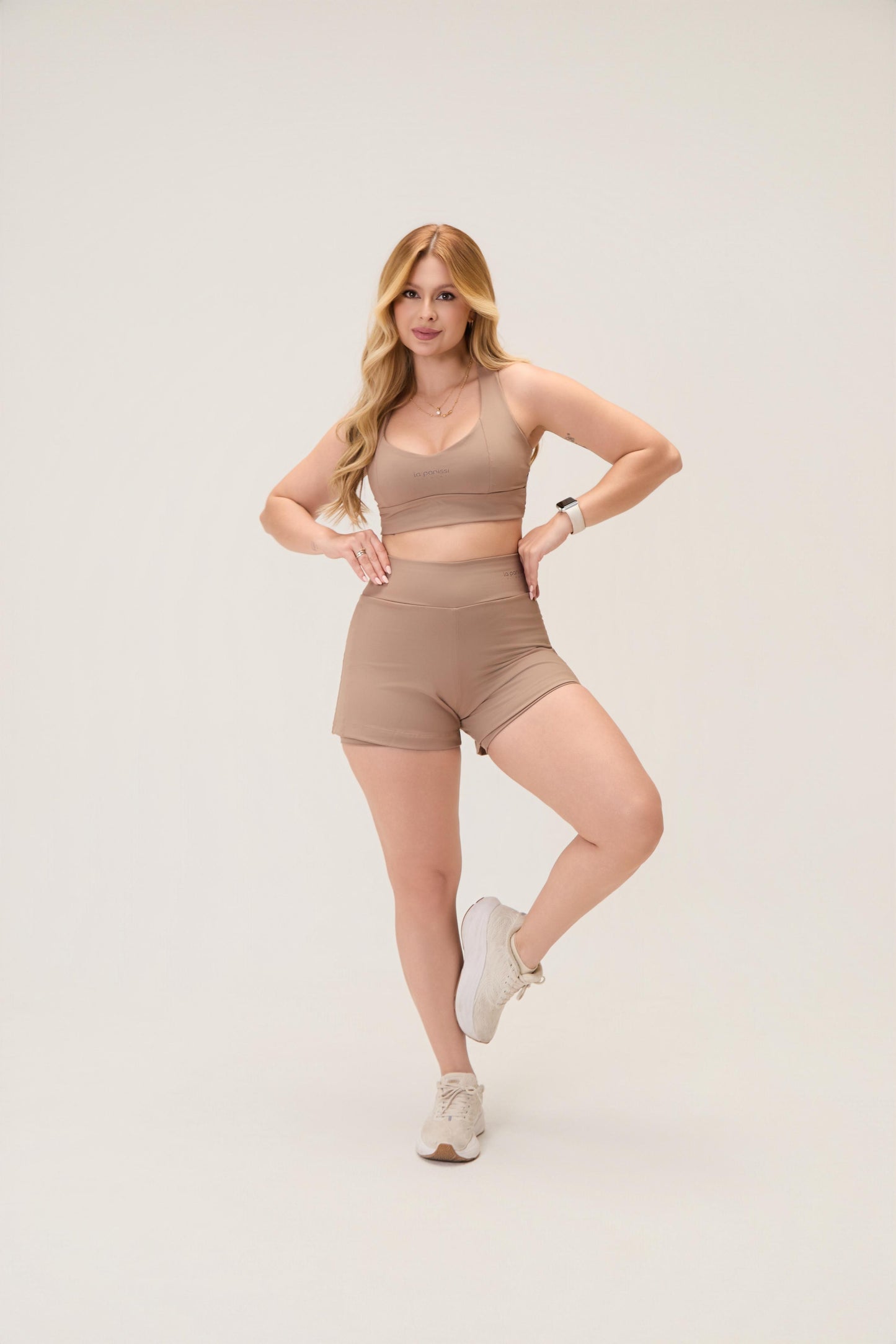 Conjunto Hype Duo Color Bege (Short + Top)